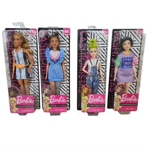 New Set of Four Mattel Fashionistas Barbies #108, 121, 124, 127